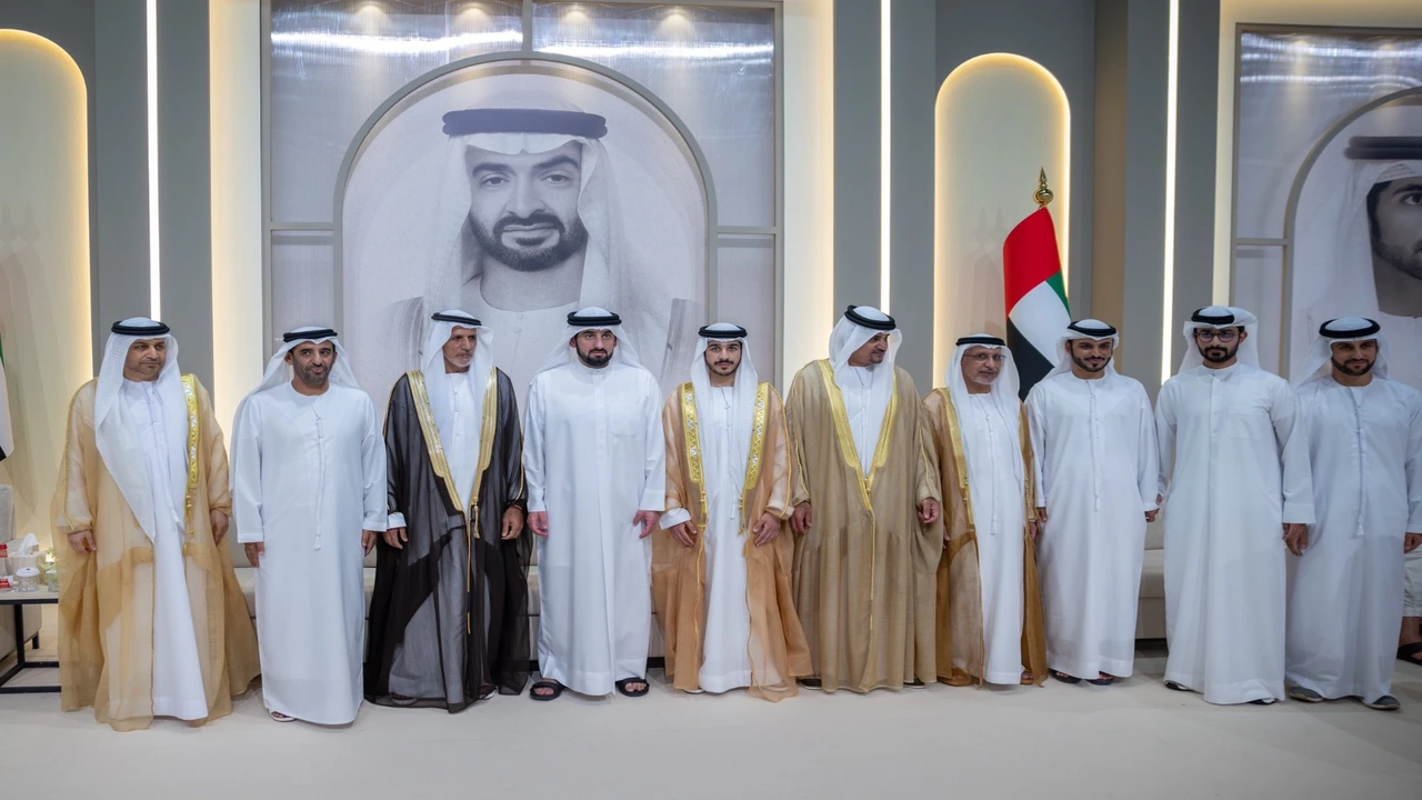 أحمد بن محمد يشارك في احتفالات الصوالح ومجرن